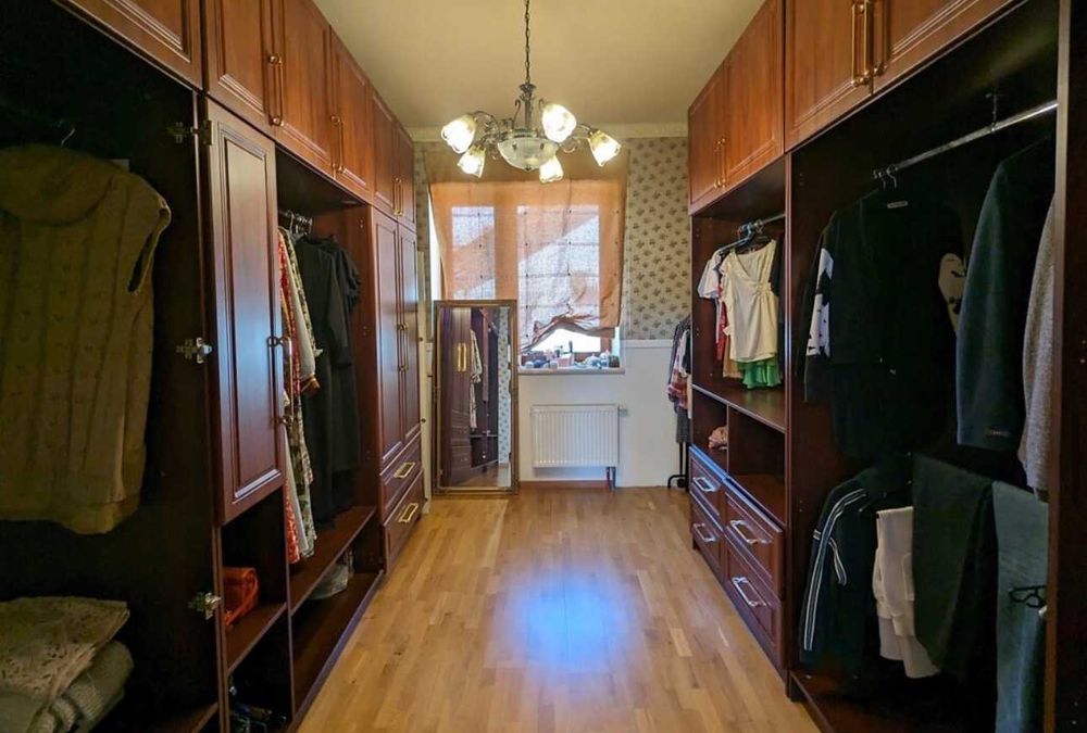 Приватний будинок 280 м² у КМ «Аріадна» | 10 соток | охорона | автономність АП