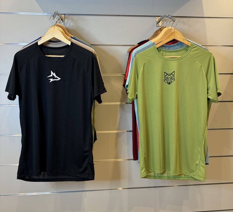 Moda Masculina Desportiva / Roupas de Treino