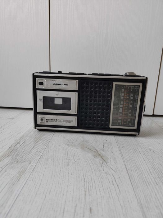 Radiomagnetofon Grundig PRL