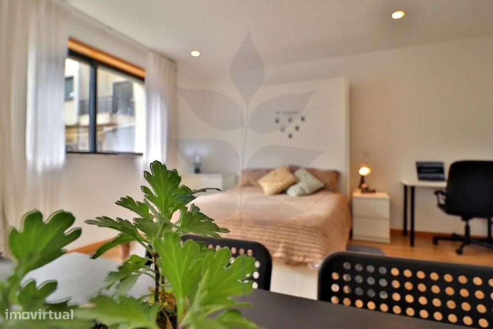 Apartamento T0 com terraço – mobilado e equipado | Braga
