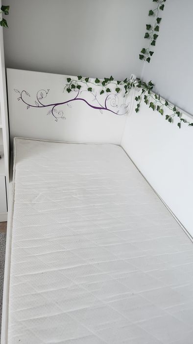 Łóżko z materacem polecam Miretto