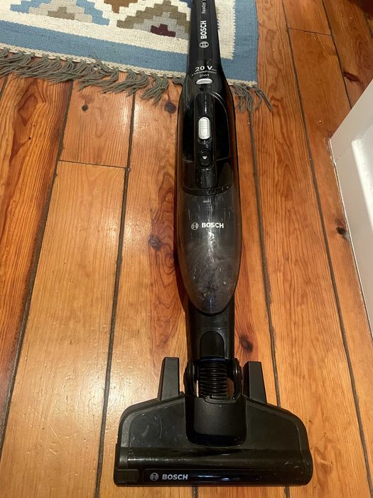 Aspirador recarregável Bosch Readyy'y Serie 2 - Precisa de reparações