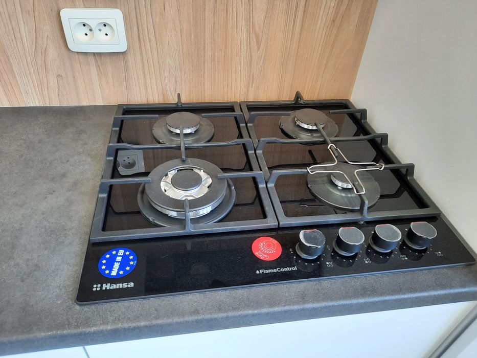 Продам 2 кв по Сертификату,VIP класса АО сталинка пр-ктСвободы 55000$