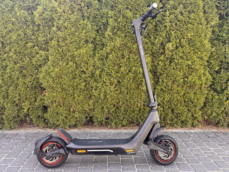 Hulajnoga elektryczna MOTUS PRO 10 URBAN – bardzo dobry stan