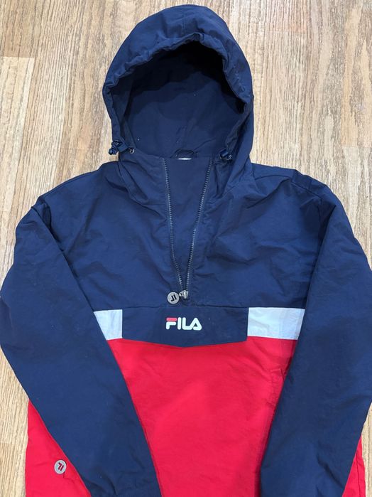 Продам куртку чоловічу FILA