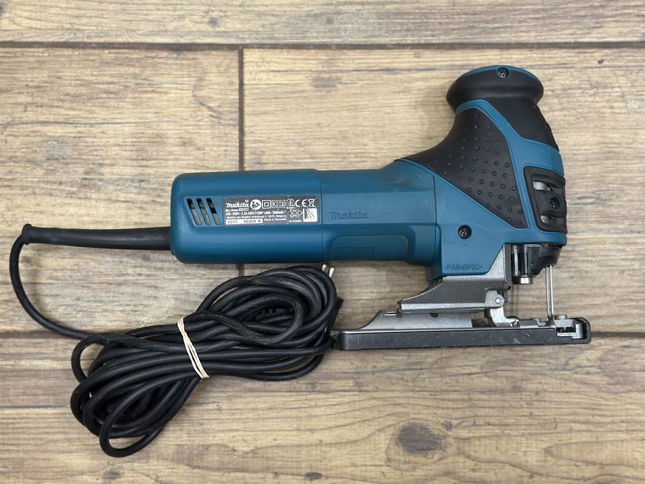 Wyrzynarka z podcinaniem Makita 4351CT | walizka MakPac 1