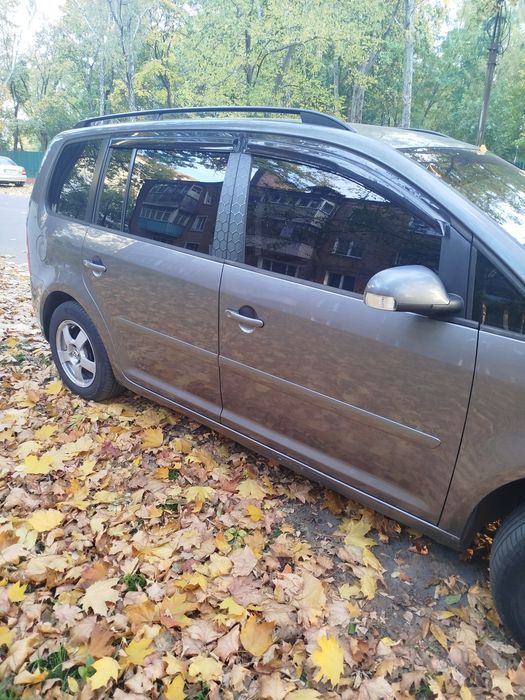 Вольцваген Туран 1.6 FSI, 2005р.
