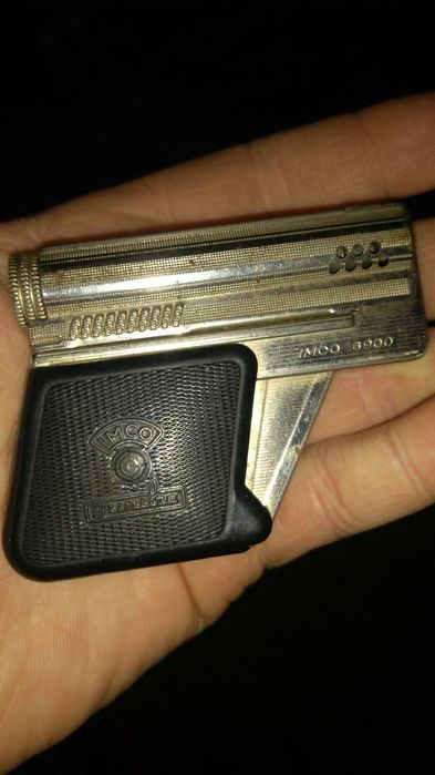 Зажигалка бензиновая