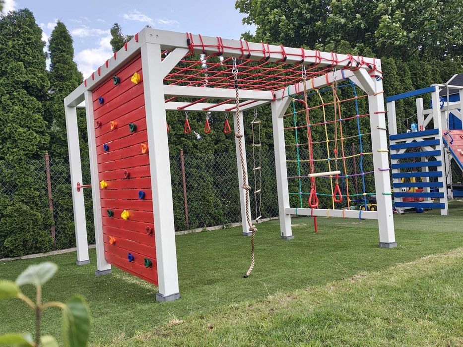 Małpi gaj - raj dla dzieci, najmłodszych, doskonała zabawa