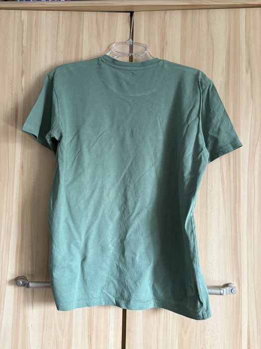 Zielona koszulka z nadrukiem