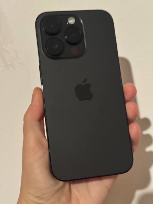 Продам пйфон  14 про 128 iphone 14pro 128