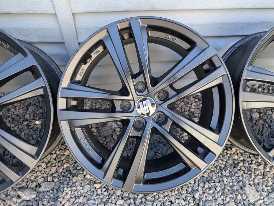 Комплект титанових дисків Seat Skoda Volkswagen 5/112 R17 5*112 17 ET40