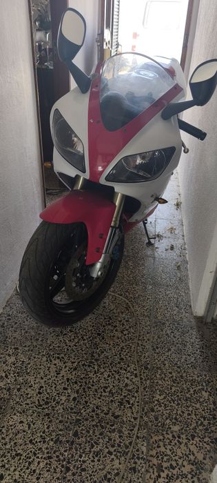 Yamaha YZF-R1 1998
