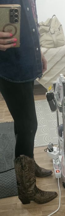 Cowboy botas de mulher em pele. Desenhadas em exclusivo  numero 35'5 a 36