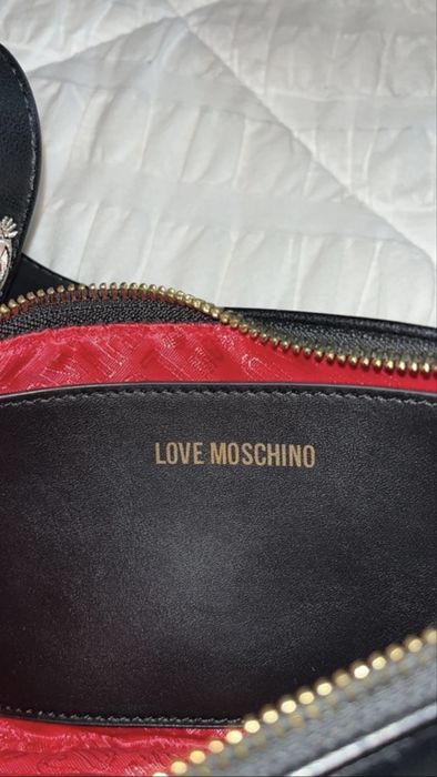 mala Love Moschino