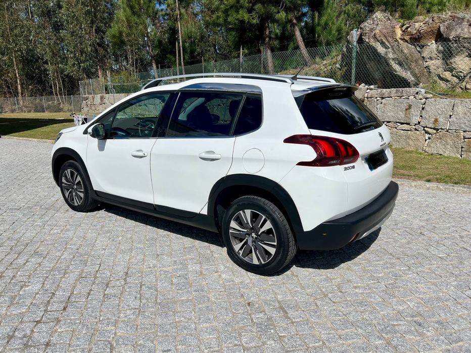 Peugeot 2008 1.6cc - 120cv — photo 5