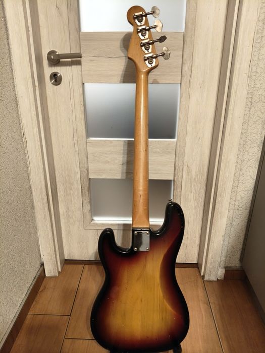 Gitara basowa Tokai Hard Puncher