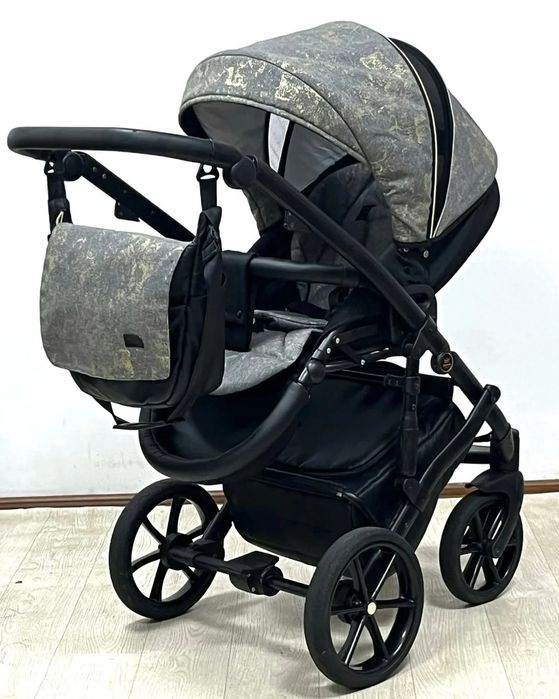 Коляска 2в1 Tako baby Corona 
- Люлька 
- Прогулянковий блок 
- Чохол