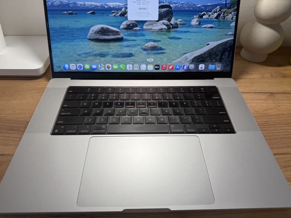MacBook Pro 16’ 2021 32GB RAM 512GB Silver