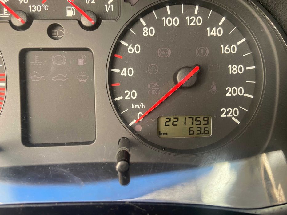 1999 vw golf 4 para vende