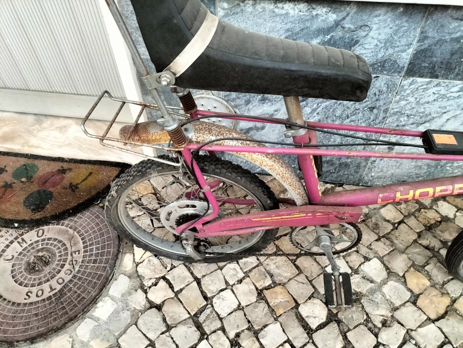 Bicicleta chopper Raleigh pink