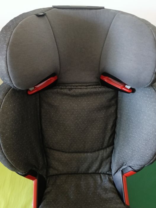 Bébé Confort RodiFix – Cadeira auto 15–36 kg