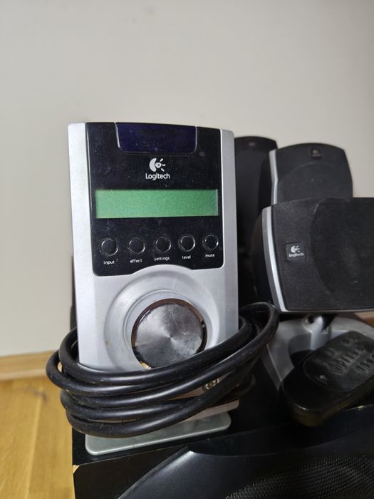 Акустична система 5.1 Logitech Z-5500 digital