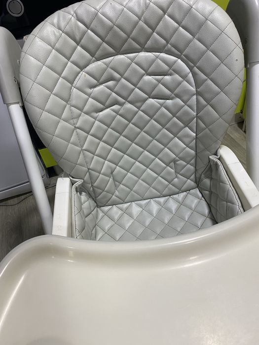 Стільчик для годування Carrello Caramel