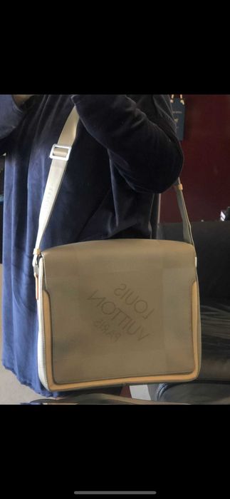 Mala tipo Louis Vuitton nova