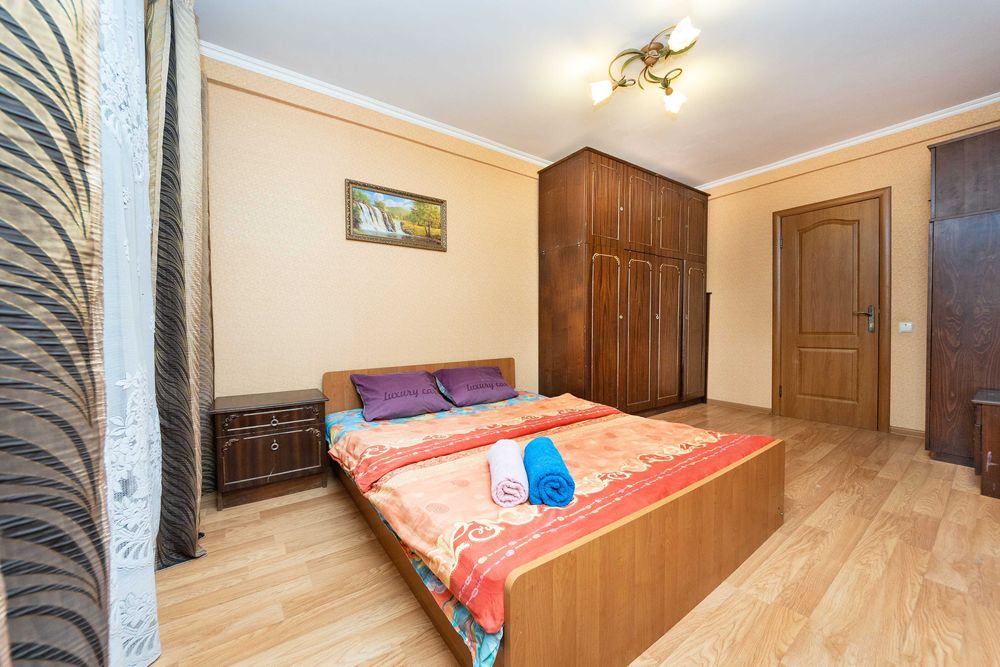 Киев Аренда  3 к Посуточно,Почасово,Левобережная ,МВЦ