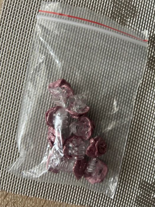 Różowe brokatowe spinki spineczki żabki zestaw 10 sztuk