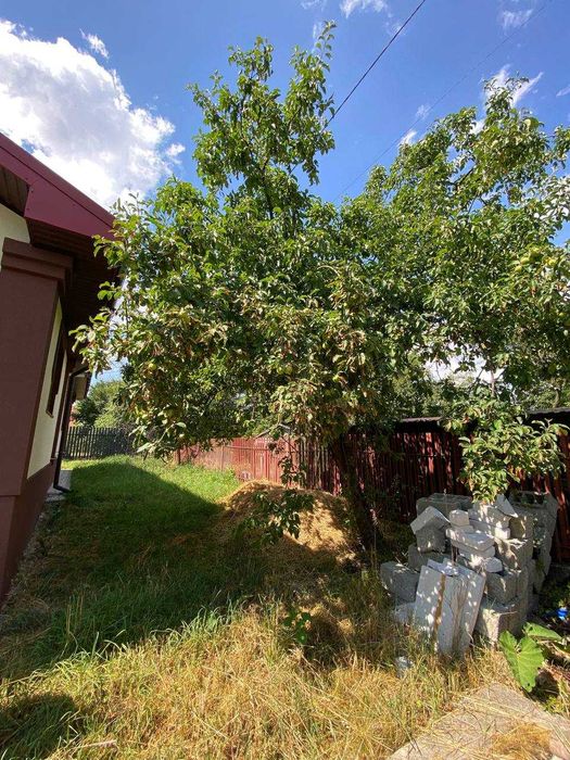 Будинок недалеко від Міста,6 соток Землі