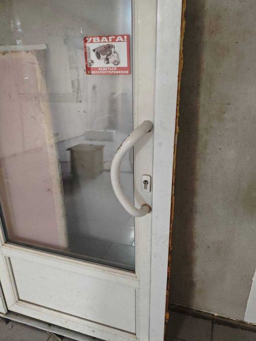 Продам дверь наружная входная VIKONDA