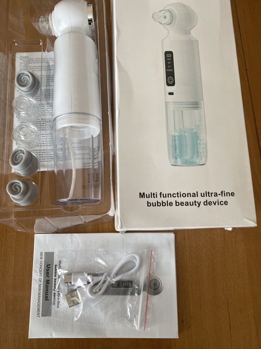 Апарат для гідропілінгу обличчя вакуумний з 6 насадками Білий