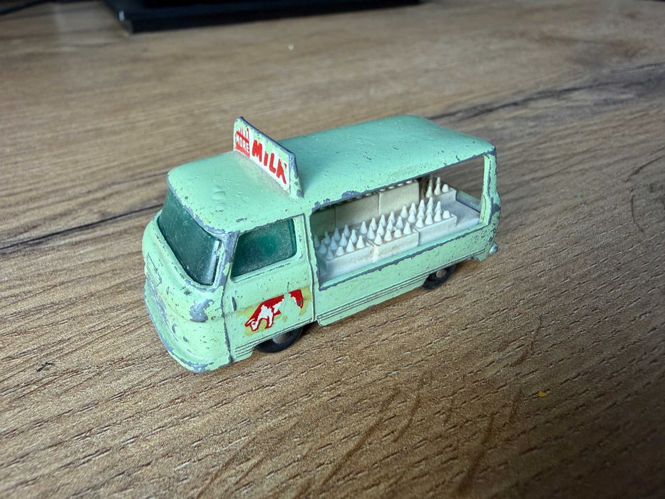 Samochodzik Matchbox # Commer Bottle Float  No. 21