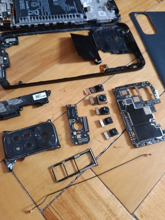 Redmi note 11.  4/64 по запчастинам