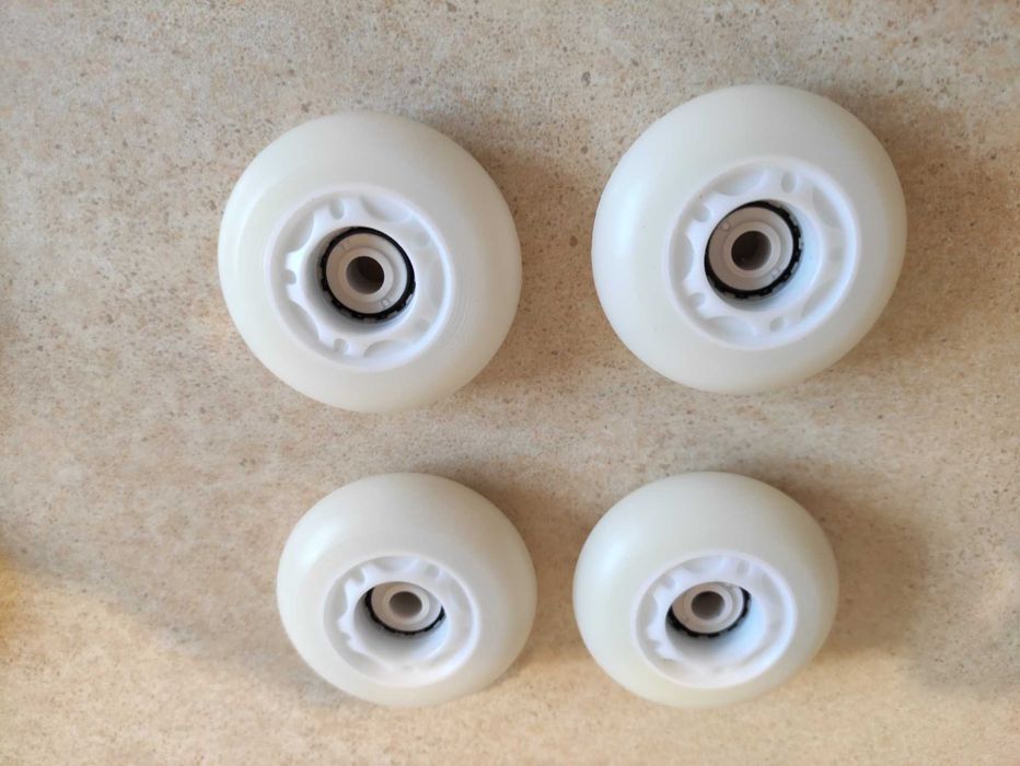 4 x Kółko świecące LED do rolki, 64mm 90A w kolorze róż/fiolet