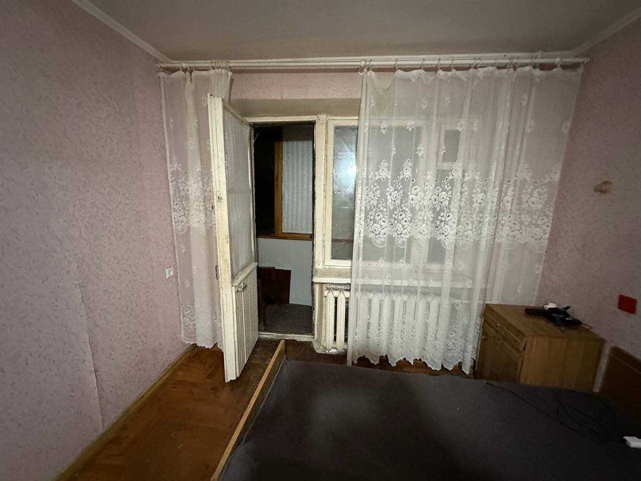 Продам 3 ком.кв,3/5, ул.Европейская, район 8 гимназии.