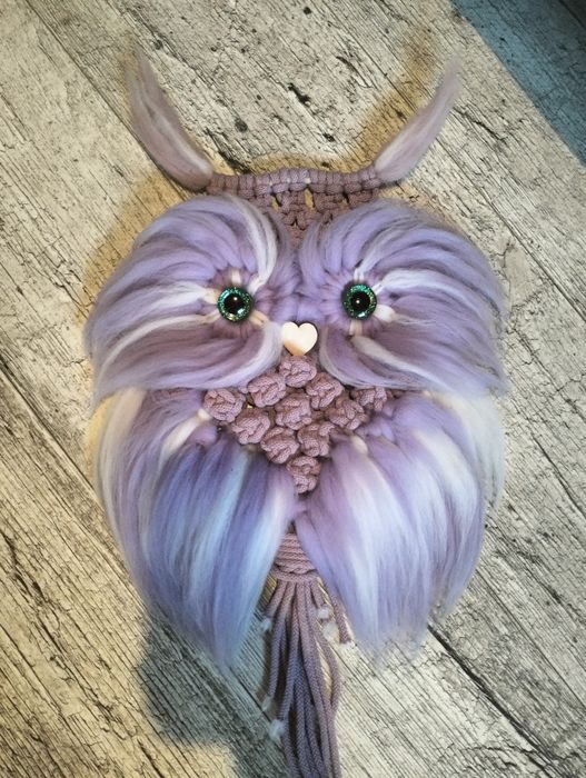 Sowa ze sznurka makrama 30x60cm