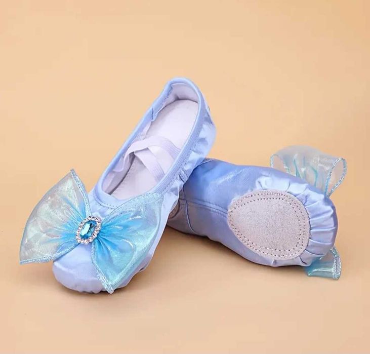 Buty baletki Księżniczka Elsa Elza Kopciuszek r. 32 przebranie