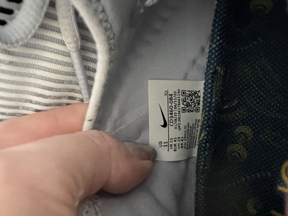Кроссовки Nike 44