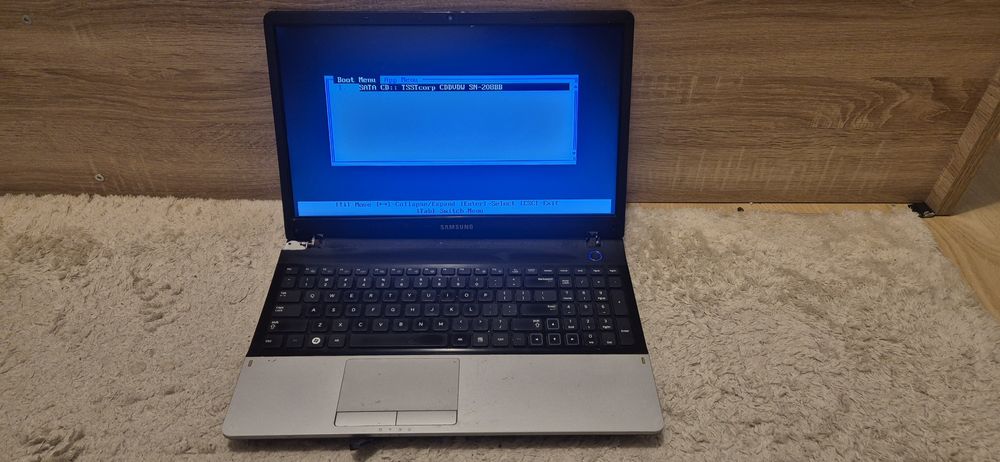 Laptop Samsung NP300E5A