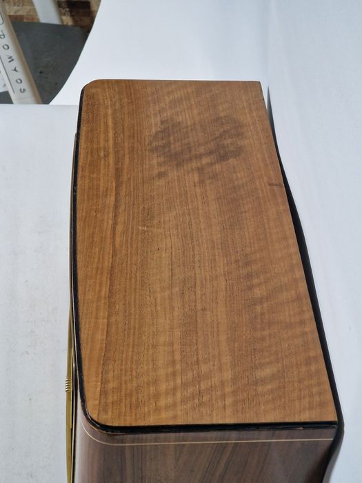 Rádio antigo reparado Grundig