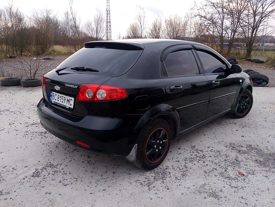 Продам Chevrolet lacheti