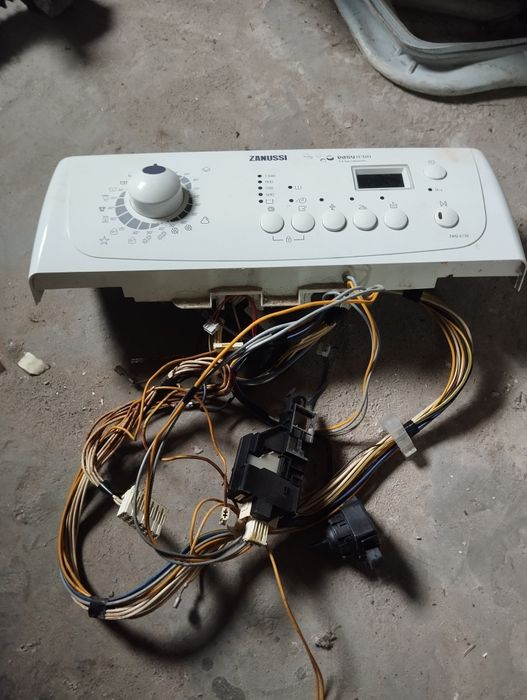 Модуль керування, плата та інші запчастини на пральні машини. Розбірка