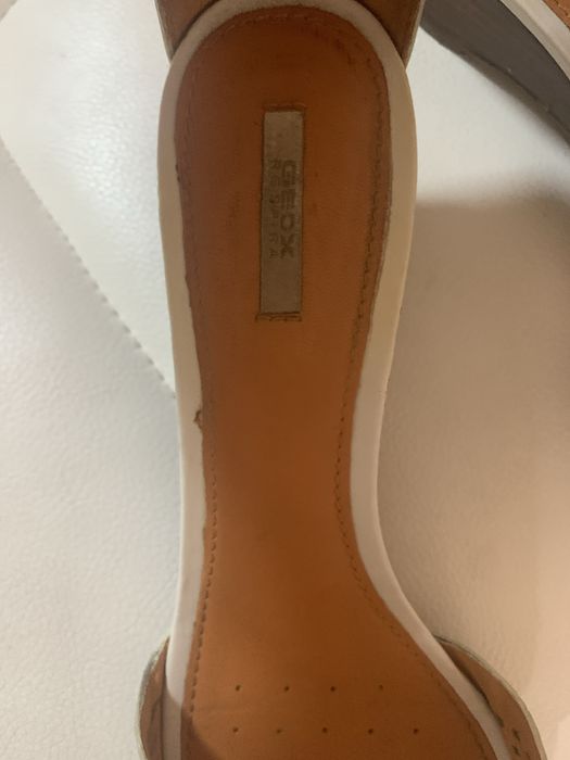 Босоножки оригінал Італія Geox 39р.