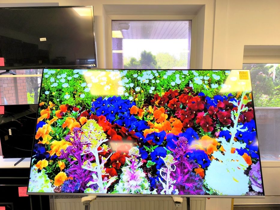 Samsung 82 cale 4K UHD hdr Smart WiFi DVB-T2 HEVC 82NU8002 WADA linie telewizor