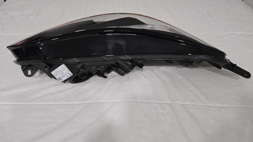 HELLA Farol principal Opel Corsa E