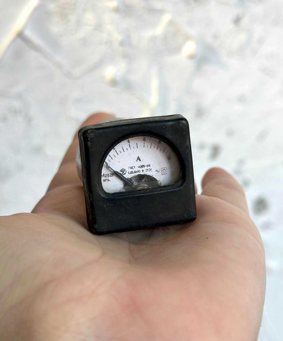 Амперметр миниатюрный 10А 2.8х2.8см головка индикатор