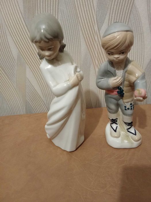 Статуетки порцелянові